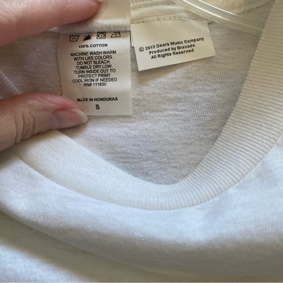 Size small The Doors white graphic tee - Picture 4 of 5